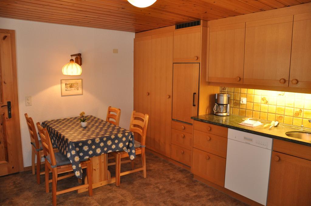 Ferienwohnungen Chalet Hohturnen Grindelwald Exterior foto