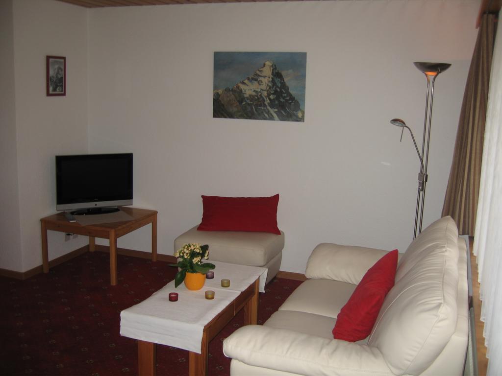 Ferienwohnungen Chalet Hohturnen Grindelwald Quarto foto